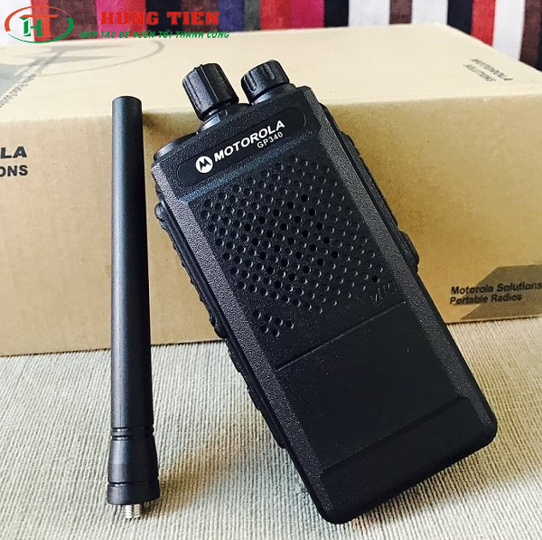 bộ đàm cầm tay Motorola SMP 818