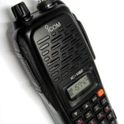 máy bộ đàm icom ic-v82 giá rẻ